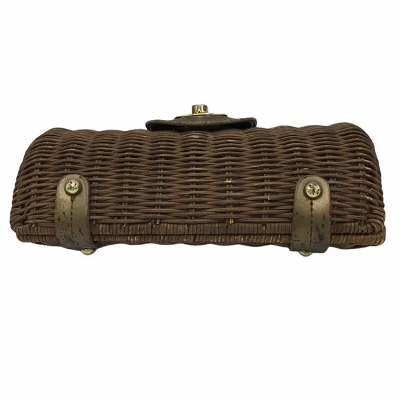 Wicker Metallic Bronze Turn Key Clutch Bag - Picture 5 of 8